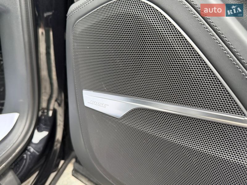 Внедорожник / Кроссовер Audi SQ7 2018 в Киеве