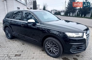 Позашляховик / Кросовер Audi SQ7 2017 в Вінниці