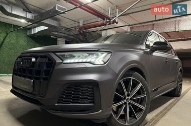 Позашляховик / Кросовер Audi SQ7 2020 в Києві