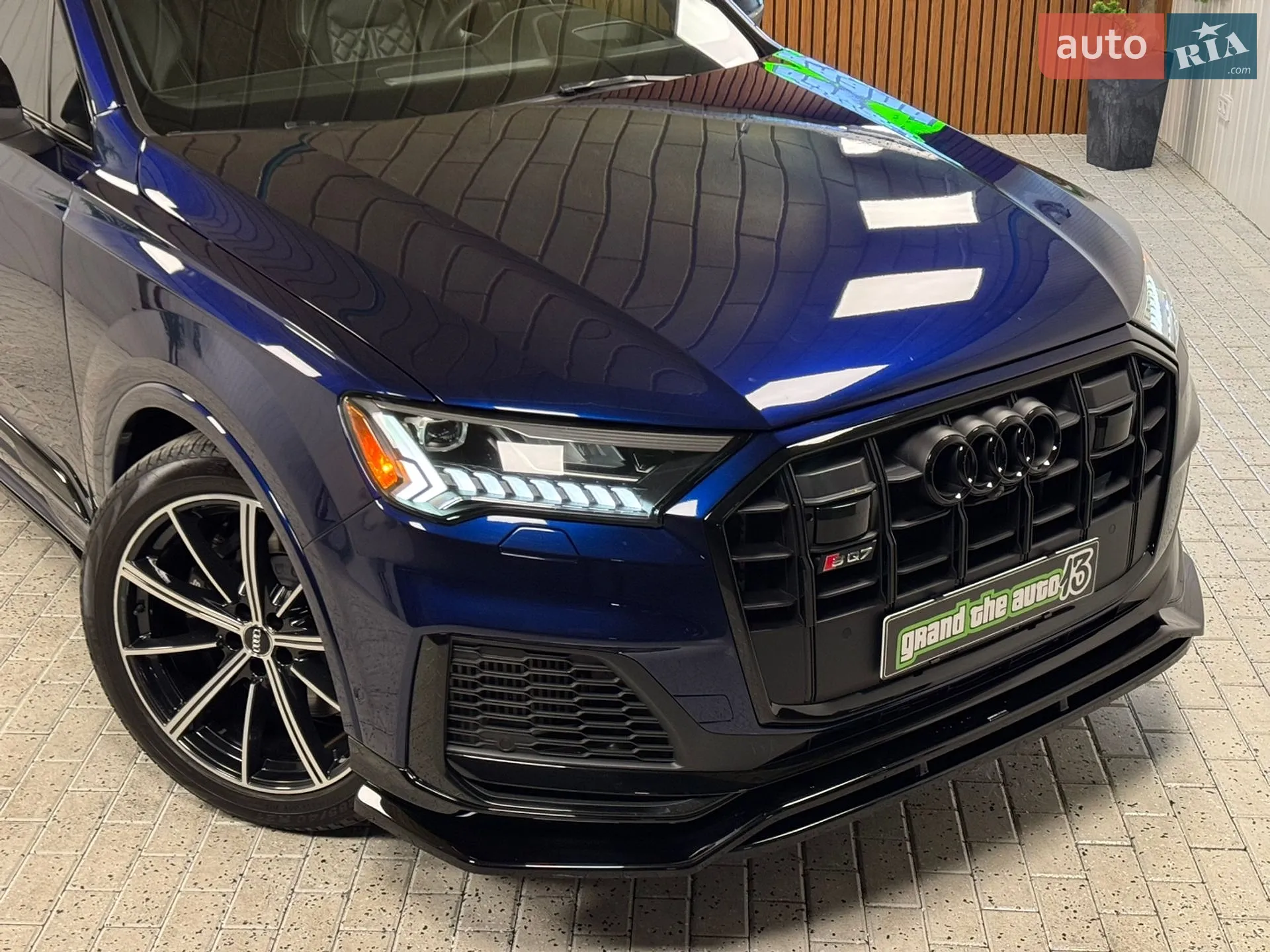 2020 Audi SQ7 - мініатюра 7