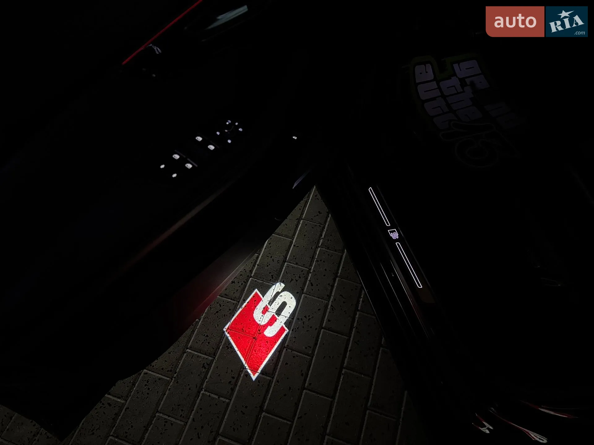 2020 Audi SQ7 - мініатюра 18