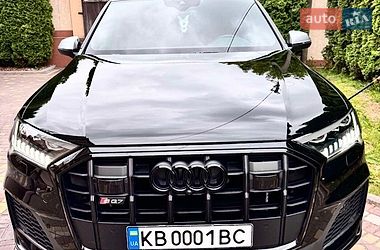 Внедорожник / Кроссовер Audi SQ7 2021 в Баре