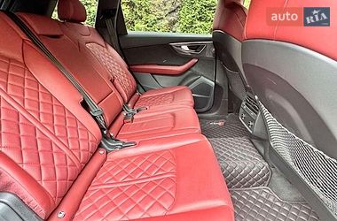 Внедорожник / Кроссовер Audi SQ7 2021 в Баре