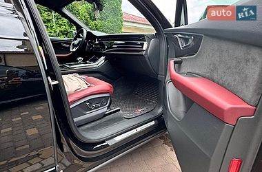 Внедорожник / Кроссовер Audi SQ7 2021 в Баре