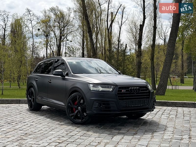 Внедорожник / Кроссовер Audi SQ7 2018 в Киеве