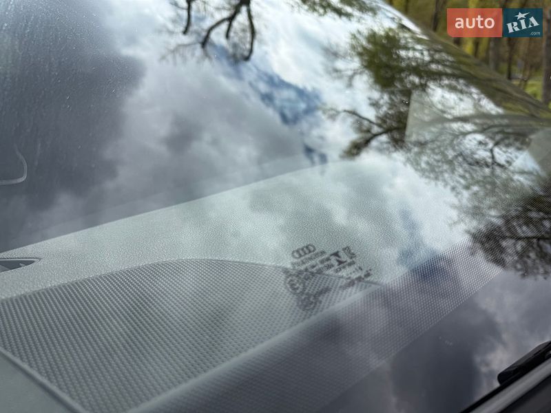 Внедорожник / Кроссовер Audi SQ7 2018 в Киеве