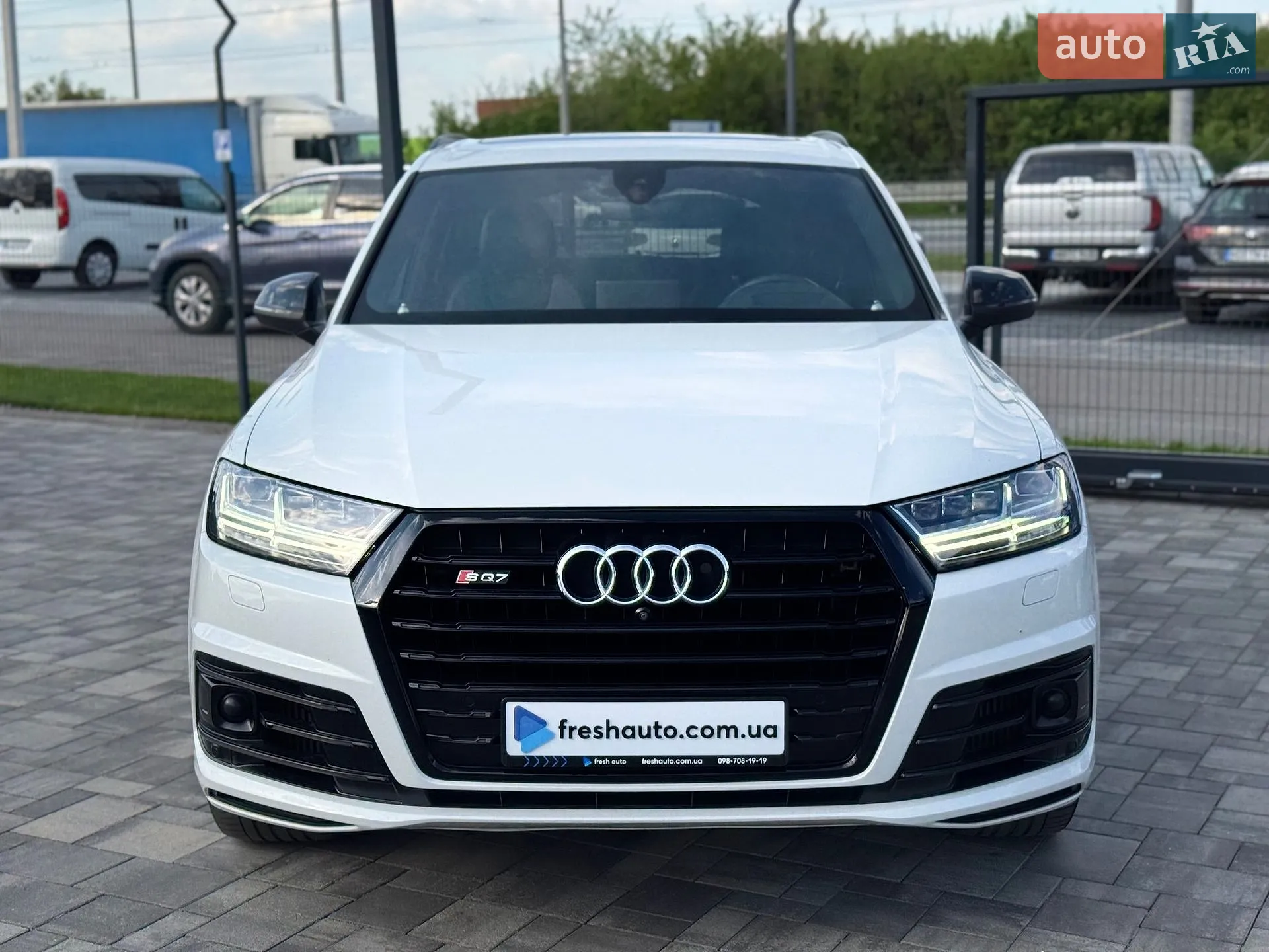 2017 Audi SQ7 - мініатюра 2