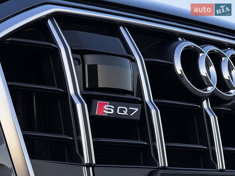 Позашляховик / Кросовер Audi SQ7 2020 в Луцьку