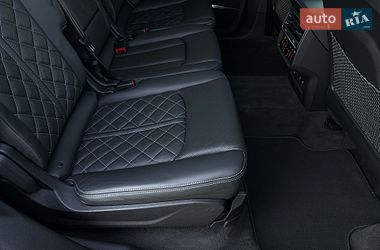 Позашляховик / Кросовер Audi SQ7 2020 в Луцьку