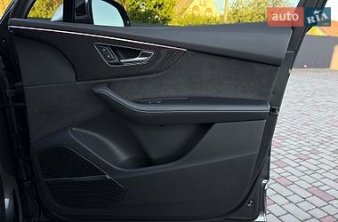 Позашляховик / Кросовер Audi SQ7 2020 в Луцьку