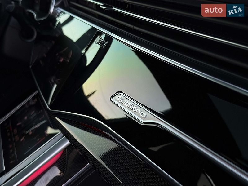 Позашляховик / Кросовер Audi SQ7 2020 в Луцьку