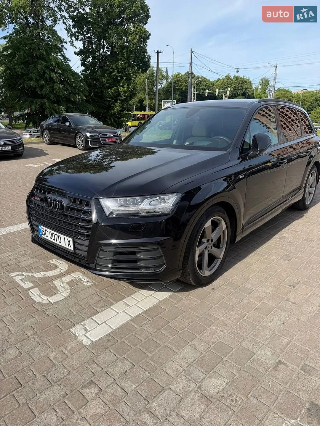 2017 Audi SQ7 - мініатюра 10