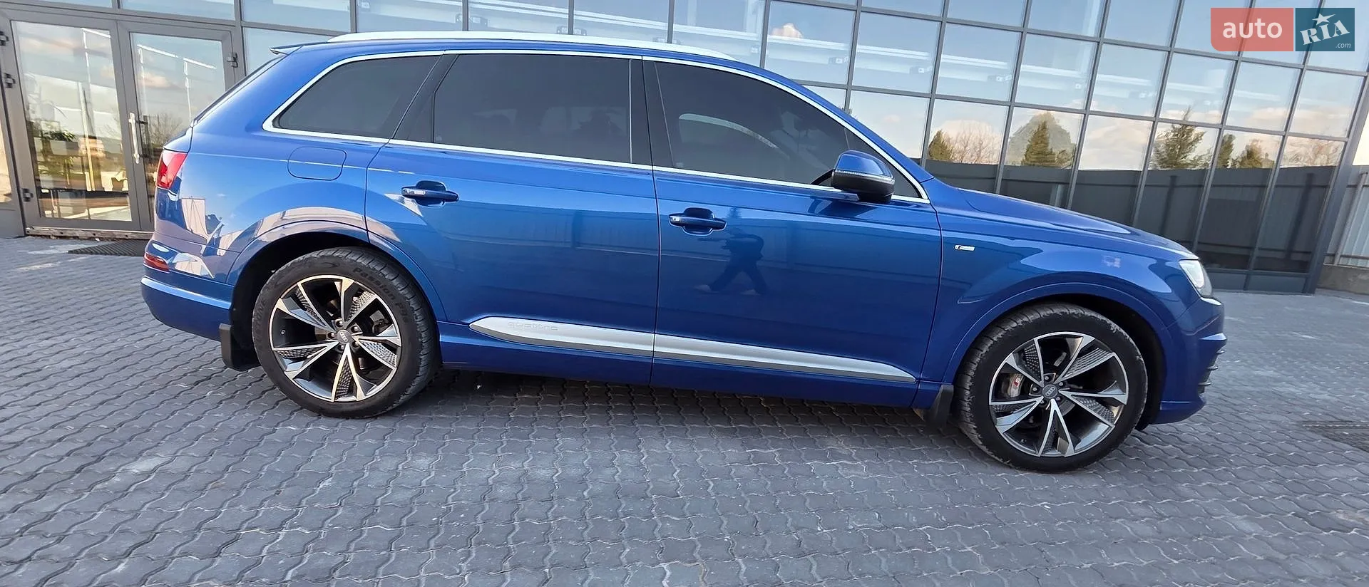 2016 Audi SQ7 - мініатюра 2
