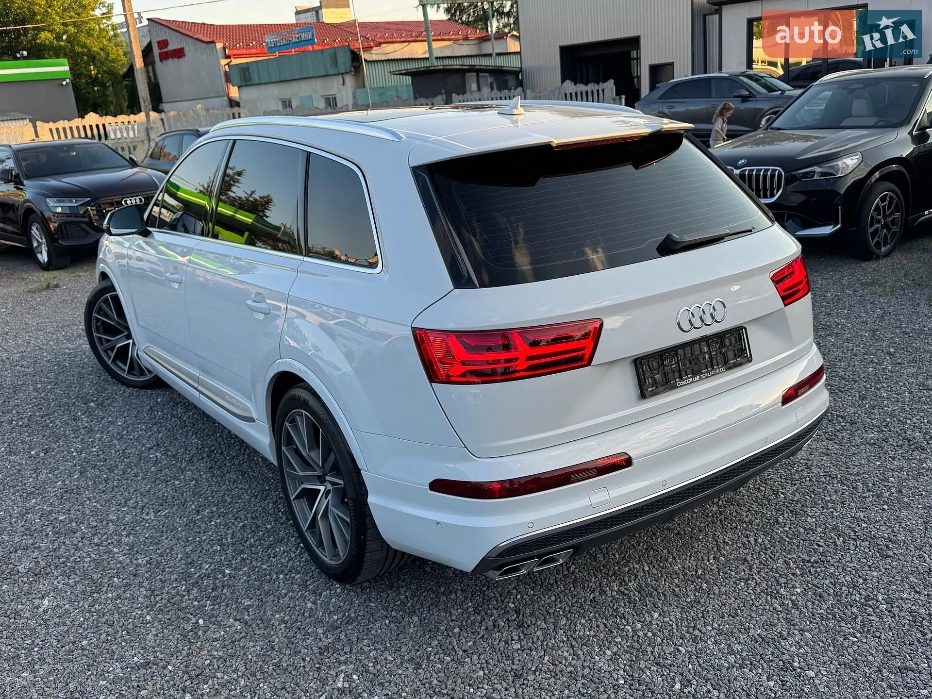 2017 Audi SQ7 - мініатюра 21