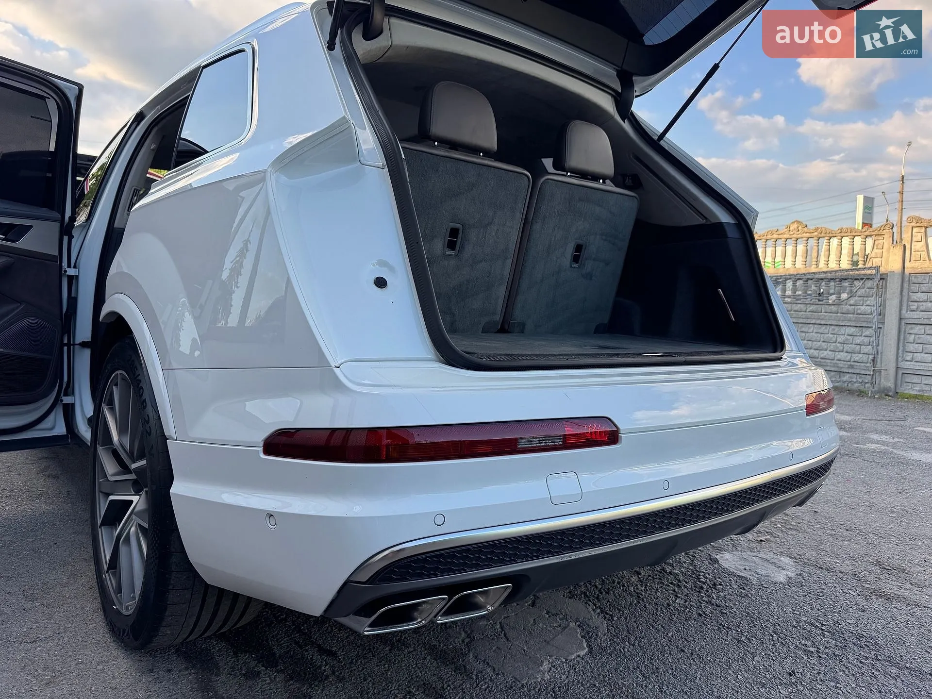 2017 Audi SQ7 - мініатюра 149