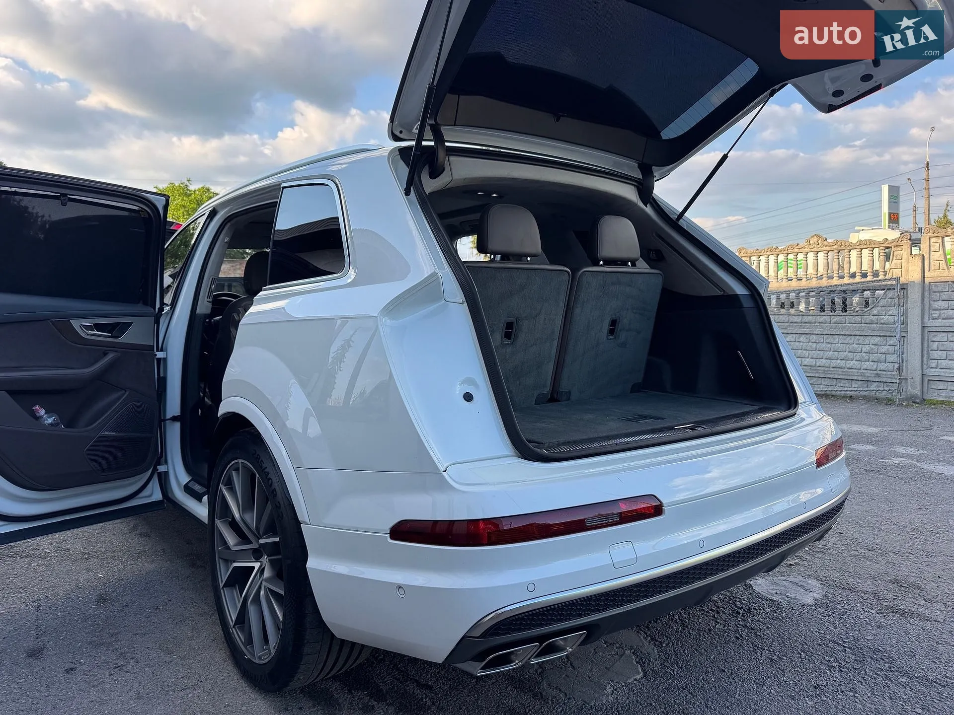 2017 Audi SQ7 - мініатюра 151