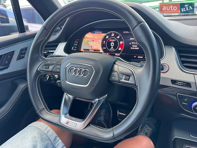 Позашляховик / Кросовер Audi SQ7 2017 в Тернополі