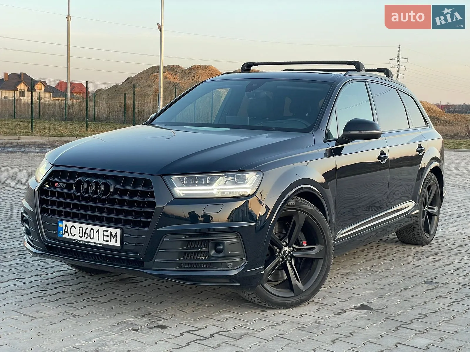 2017 Audi SQ7 - мініатюра 2