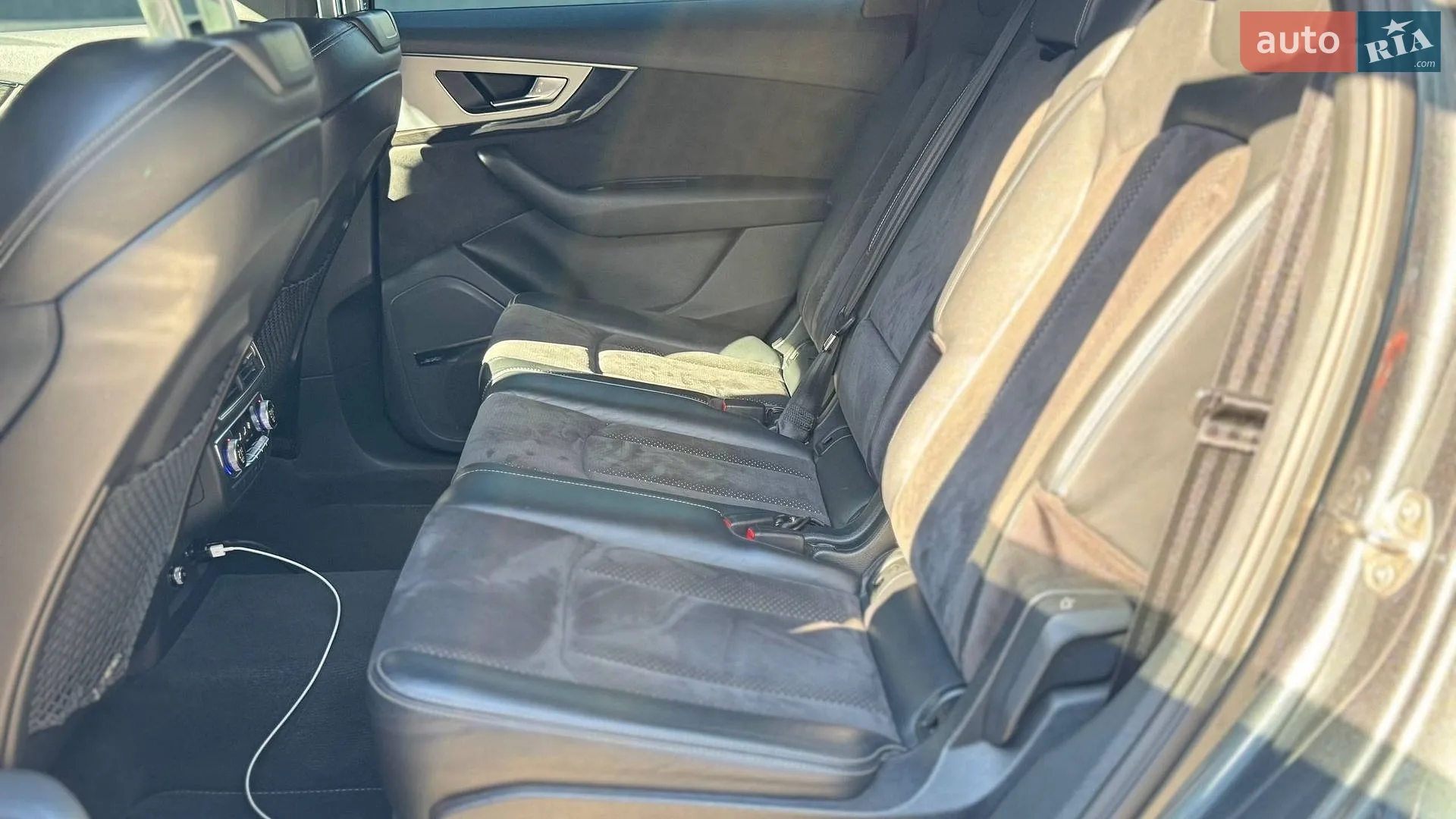 2018 Audi SQ7 - мініатюра 14