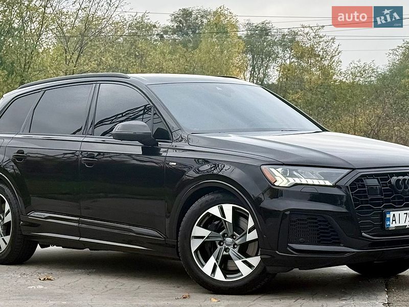 Внедорожник / Кроссовер Audi SQ7 2020 в Киеве
