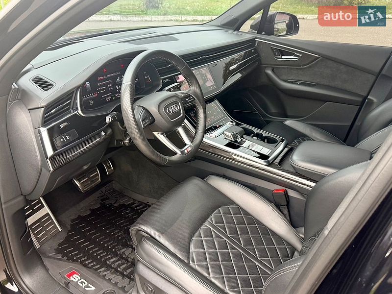 Внедорожник / Кроссовер Audi SQ7 2020 в Киеве