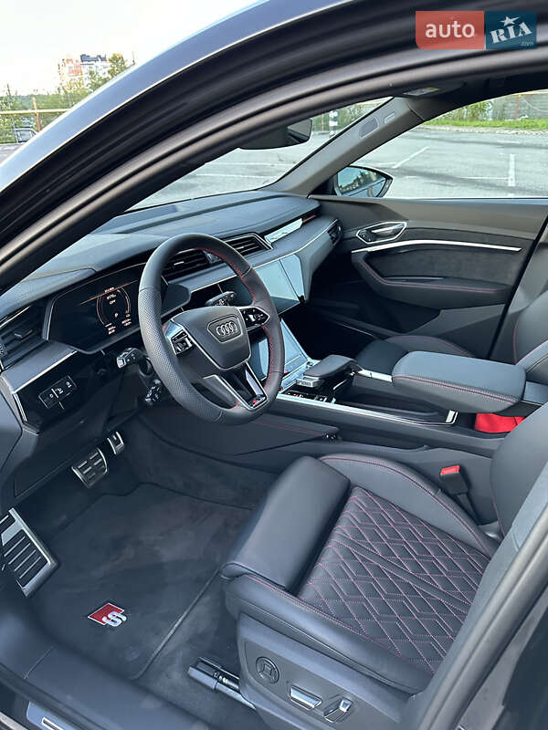 Внедорожник / Кроссовер Audi SQ8 e-tron 2023 в Ивано-Франковске
