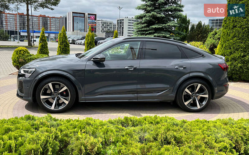 Внедорожник / Кроссовер Audi SQ8 e-tron 2023 в Львове