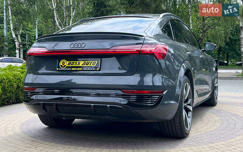 Внедорожник / Кроссовер Audi SQ8 e-tron 2023 в Львове