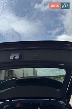 Внедорожник / Кроссовер Audi SQ8 e-tron 2023 в 