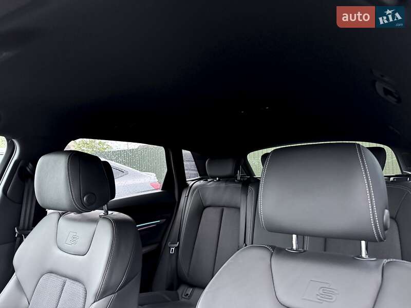Внедорожник / Кроссовер Audi SQ8 e-tron 2023 в Киеве
