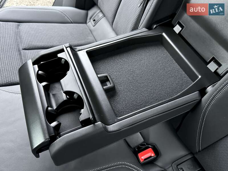 Внедорожник / Кроссовер Audi SQ8 e-tron 2023 в Киеве