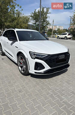 Audi SQ8 e-tron 2023