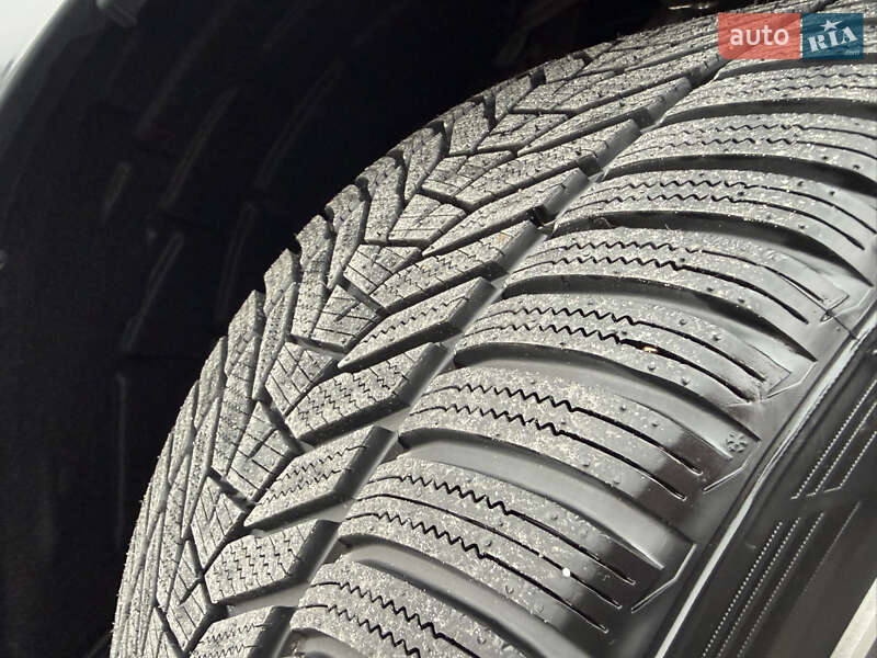 Внедорожник / Кроссовер Audi SQ8 e-tron 2023 в Мукачево