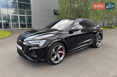 Позашляховик / Кросовер Audi SQ8 Sportback e-tron 2023 в Києві
