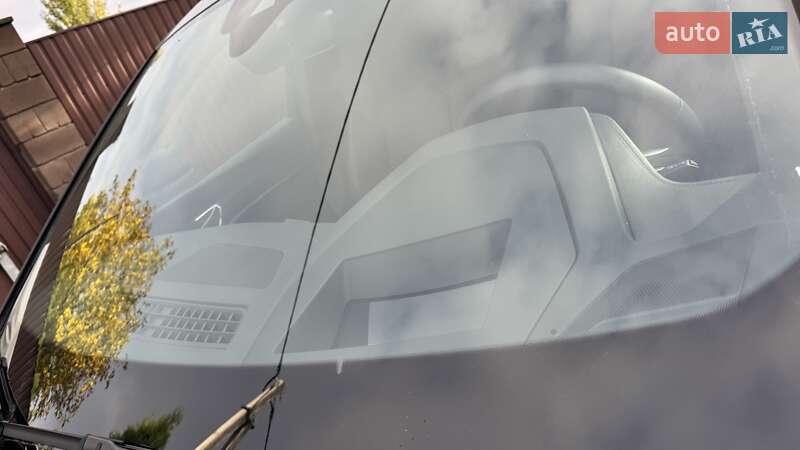 Внедорожник / Кроссовер Audi SQ8 Sportback e-tron 2024 в Киеве
