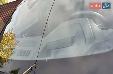Внедорожник / Кроссовер Audi SQ8 Sportback e-tron 2024 в  фото 22 Внедорожник / Кроссовер Audi SQ8 Sportback e-tron 2024 в