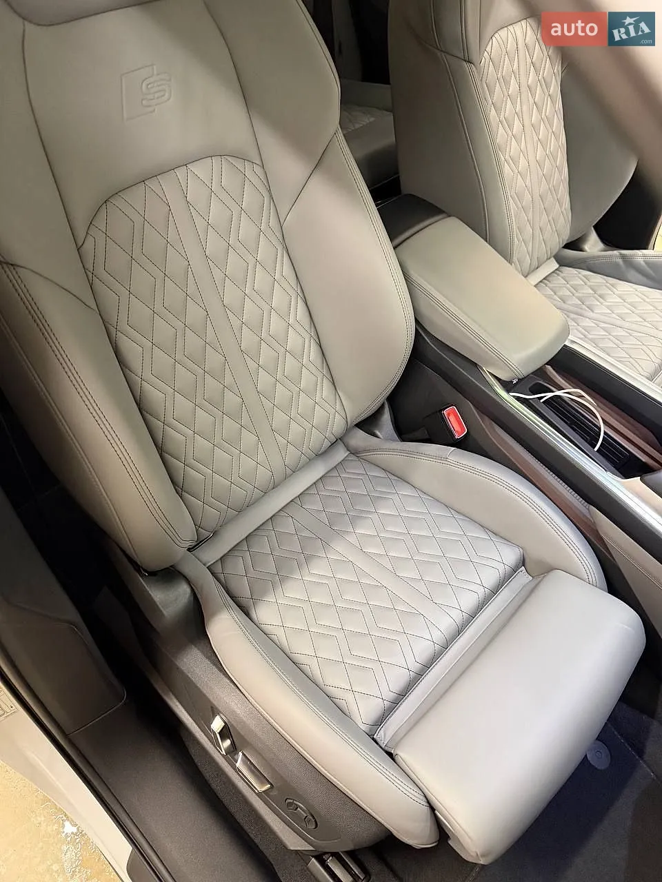 2023 Audi SQ8 - мініатюра 15