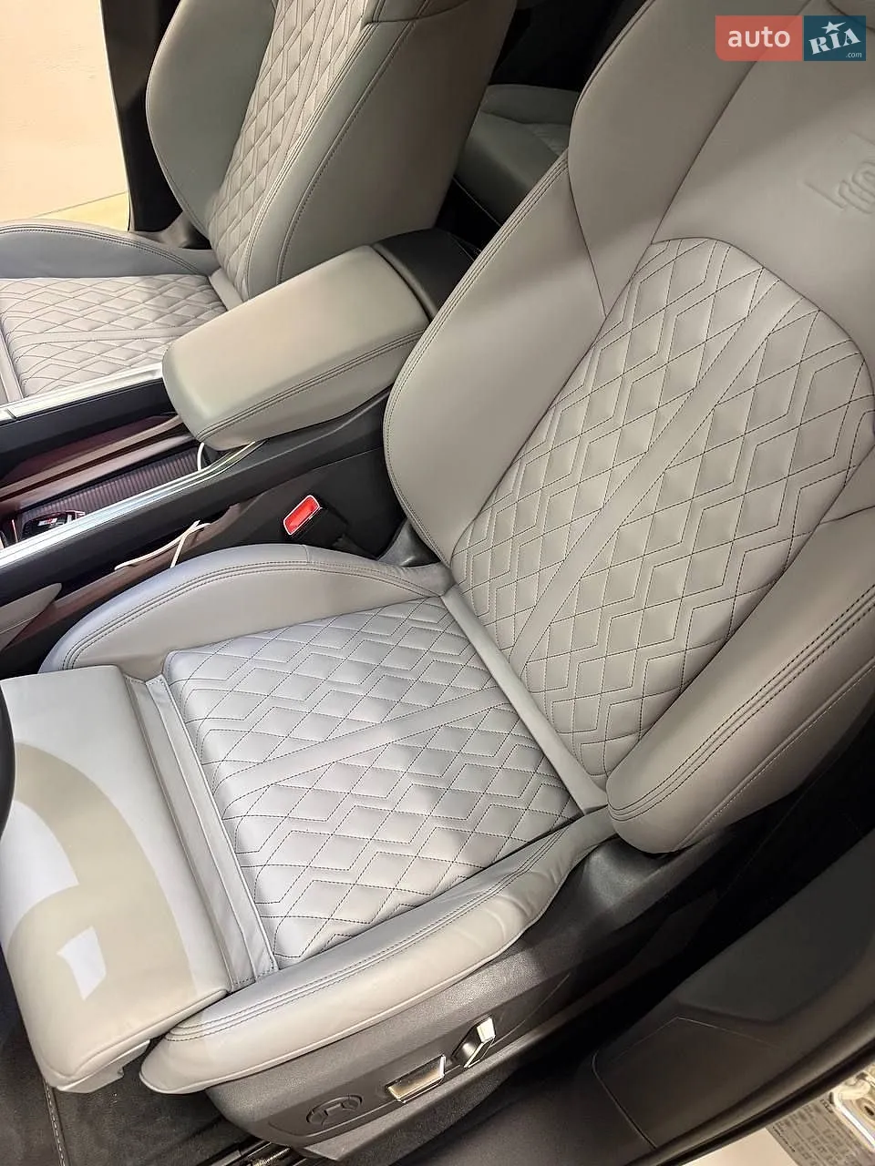 2023 Audi SQ8 - мініатюра 25