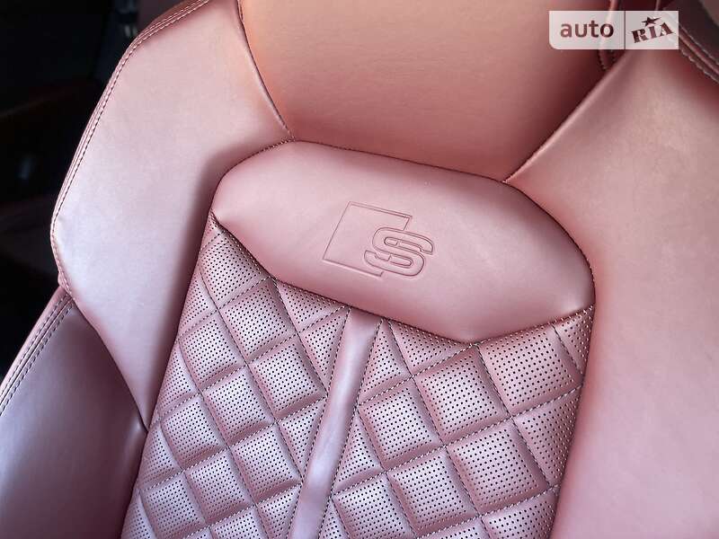Внедорожник / Кроссовер Audi SQ8 2022 в Киеве