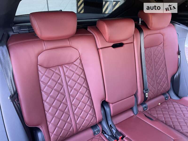 Внедорожник / Кроссовер Audi SQ8 2022 в Киеве