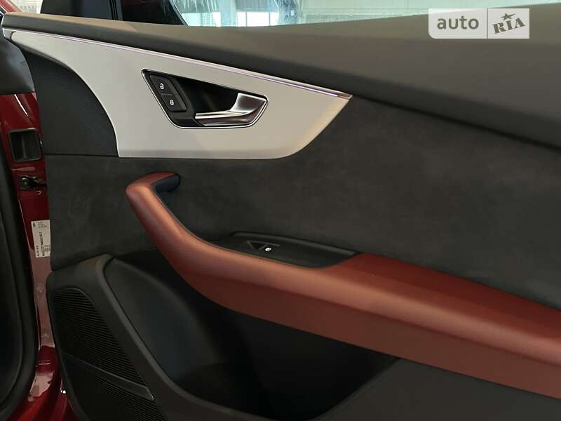 Позашляховик / Кросовер Audi SQ8 2021 в Києві