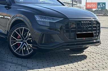 Внедорожник / Кроссовер Audi SQ8 2019 в 