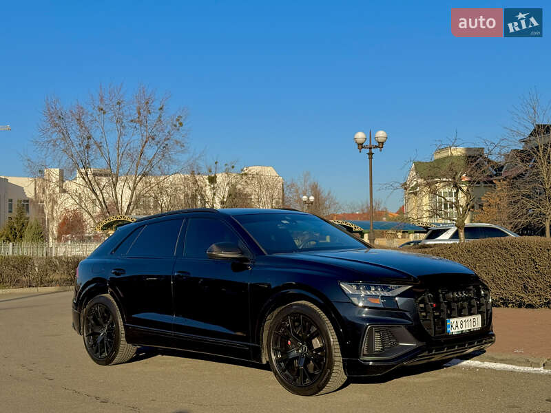 Внедорожник / Кроссовер Audi SQ8 2020 в Киеве