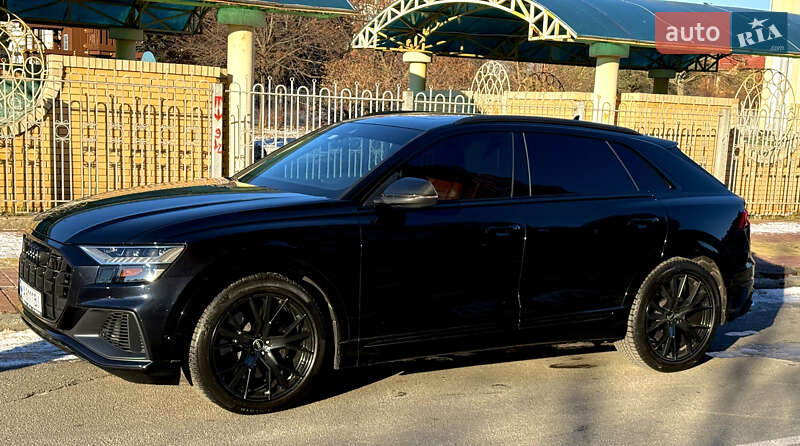 Внедорожник / Кроссовер Audi SQ8 2020 в Киеве