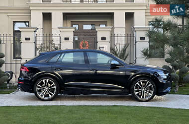 Позашляховик / Кросовер Audi SQ8 2021 в 