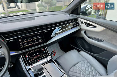 Позашляховик / Кросовер Audi SQ8 2021 в 