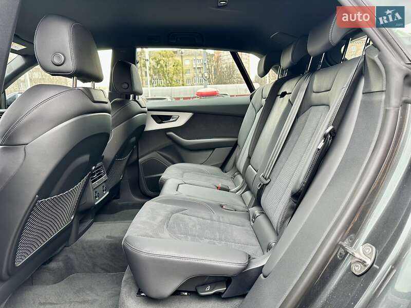 Позашляховик / Кросовер Audi SQ8 2025 в Києві