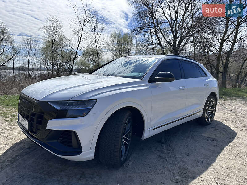Позашляховик / Кросовер Audi SQ8 2022 в Києві
