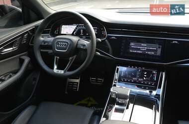 Позашляховик / Кросовер Audi SQ8 2024 в 