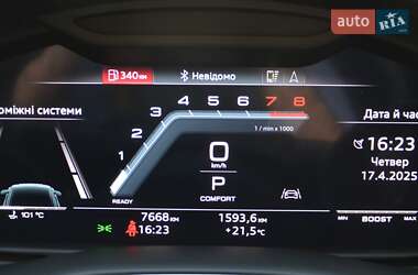 Позашляховик / Кросовер Audi SQ8 2024 в 